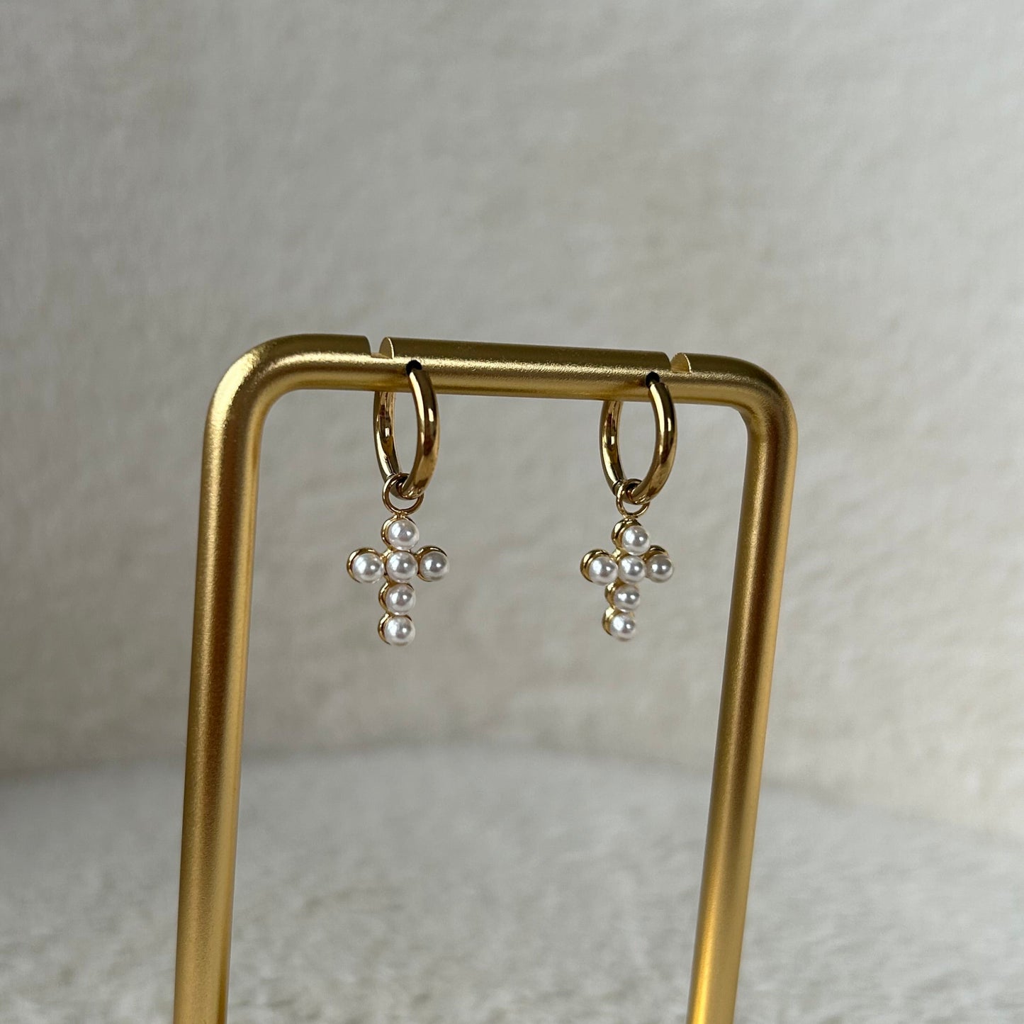 BOUCLES D’OREILLES CROIX PERLES