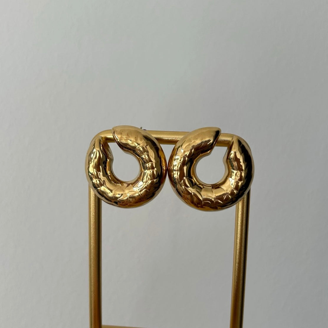 BOUCLES D’OREILLES