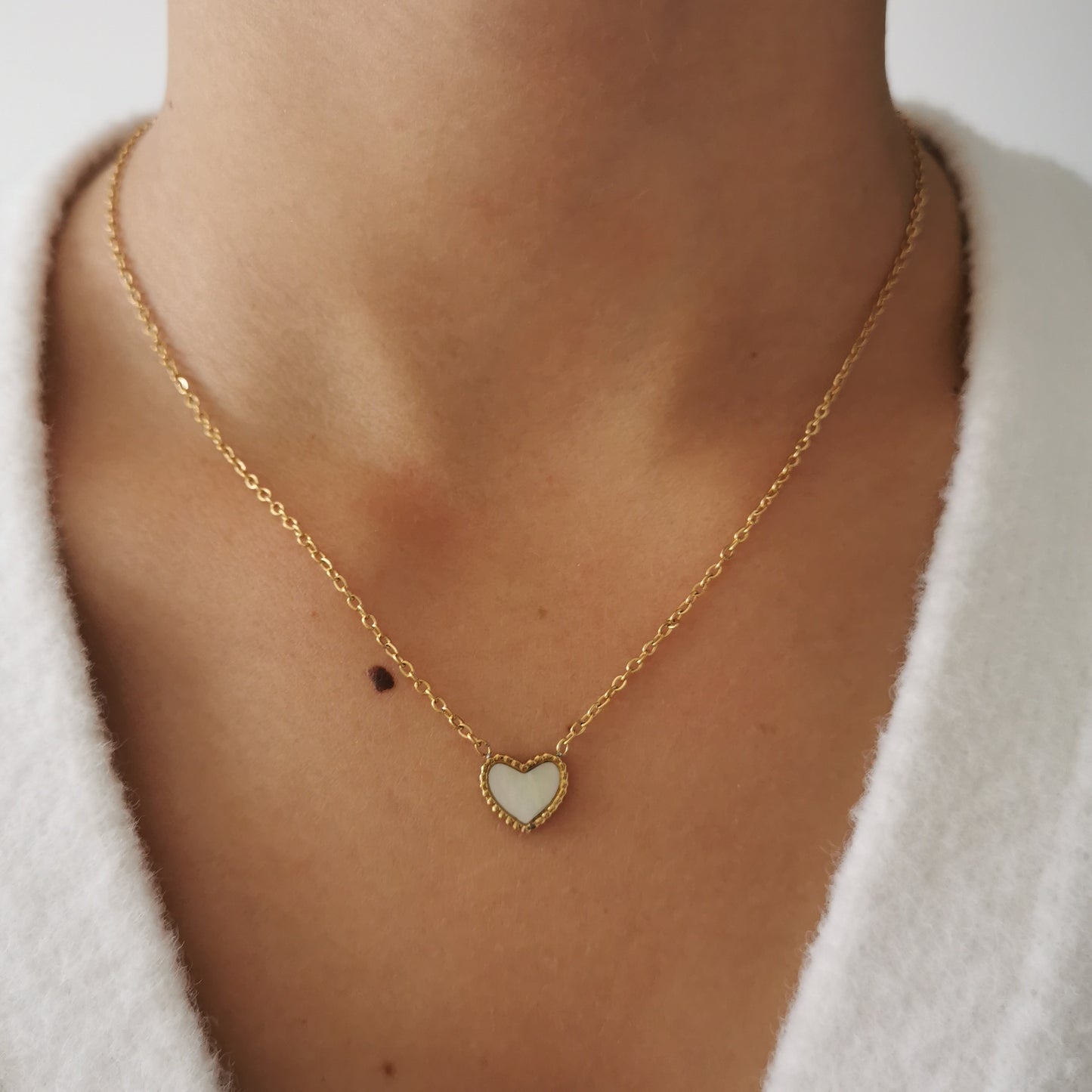 COLLIER HEART