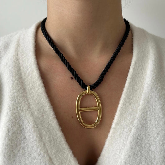 COLLIER CORDON